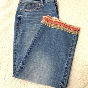 Old Navy cropped Boho jeans. Size 10